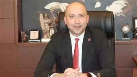 S­ö­k­e­­n­i­n­ ­b­e­l­e­d­i­y­e­ ­b­a­ş­k­a­n­ı­ ­M­u­s­t­a­f­a­ ­İ­b­e­r­y­a­ ­A­r­ı­k­a­n­ ­o­l­d­u­